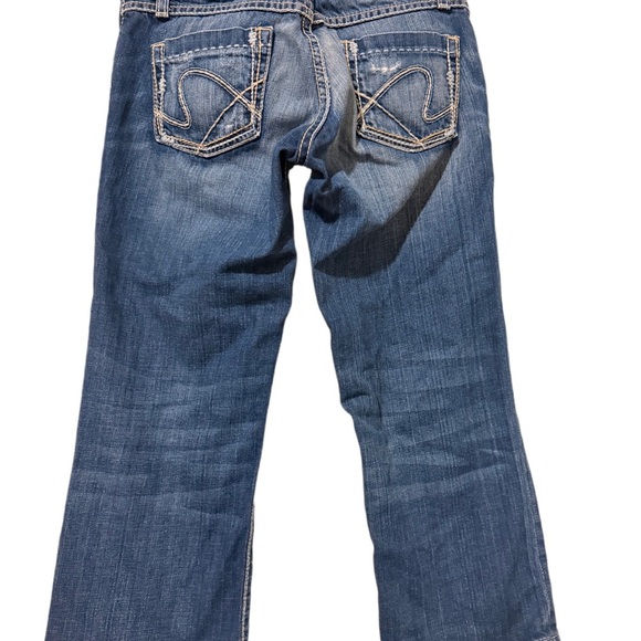 BKE Star Denim Capri Jeans Women’s Distressed Medium Wash Stretch Cropped Casual - Picture 2 of 2